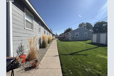 204 SE 12th St, College Place, WA 99324 - Photo 30