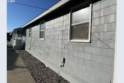 204 SE 12th St, College Place, WA 99324 - Photo 14