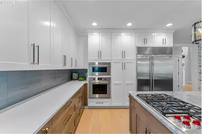 3151 Alber Spring Ct, Lake Oswego, OR 97034 - Photo 14