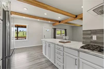 204 Conger Rd, Castle Rock, WA 98611 - Photo 10