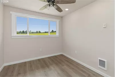 204 Conger Rd, Castle Rock, WA 98611 - Photo 14