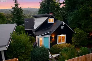 3810 SW Grover St, Portland, OR 97221 - Photo 2