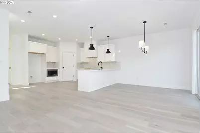 5622 SE 142nd Pl, Portland, OR 97236 - Photo 10