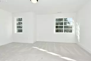 5622 SE 142nd Pl, Portland, OR 97236 - Photo 26