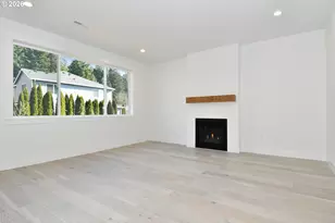 5622 SE 142nd Pl, Portland, OR 97236 - Photo 14