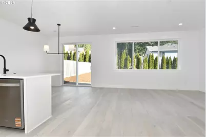 5622 SE 142nd Pl, Portland, OR 97236 - Photo 12