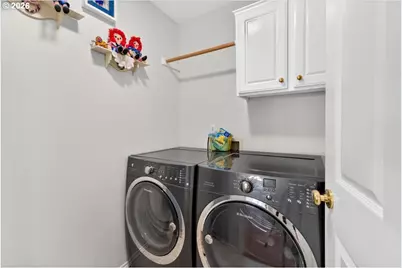 2117 SE 61st Pl, Hillsboro, OR 97123 - Photo 28