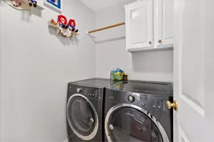 2117 SE 61st Pl, Hillsboro, OR 97123 - Photo 28