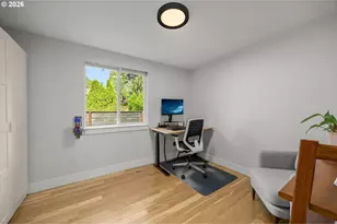 4743 SW Seymour Ct, Portland, OR 97221 - Photo 16