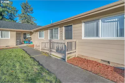 8323 8329 N Dwight Ave, Portland, OR 97203 - Photo 4