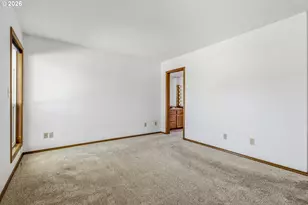 2031 NE Josephine Dr, Hillsboro, OR 97124 - Photo 18