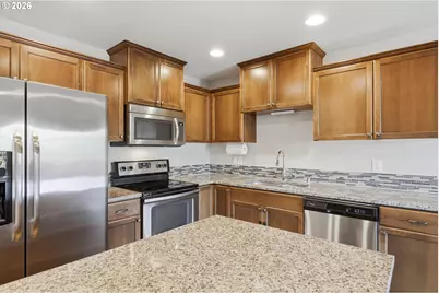 6117 NE 70th Ct, Vancouver, WA 98661 - Photo 8