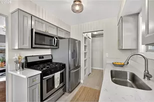 7814 N Willamette Blvd, Portland, OR 97203 - Photo 14