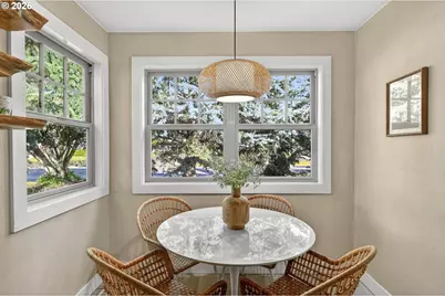 7814 N Willamette Blvd, Portland, OR 97203 - Photo 12