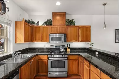 30654 E Ski Bowl Way #H-138, Government Camp, OR 97028 - Photo 18