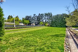 310 NW 116th Ave, Portland, OR 97229 - Photo 34