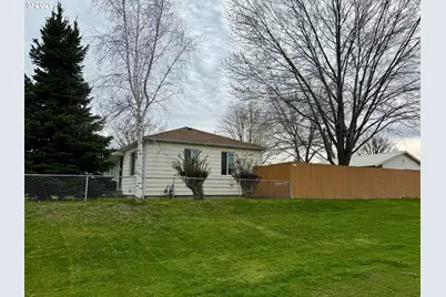 611 SW Birch St, Pilot Rock, OR 97868 - Photo 2