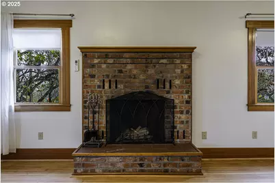 126 Nursery St, Ashland, OR 97520 - Photo 8