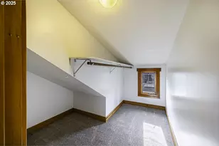 126 Nursery St, Ashland, OR 97520 - Photo 32