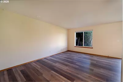 2067 SW Fellows St, McMinnville, OR 97128 - Photo 4