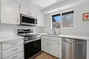 13583 SW 64th Ave, Portland, OR 97219 - Photo 14