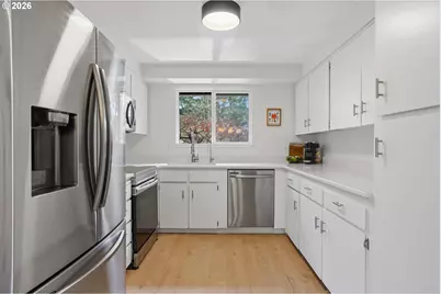 13583 SW 64th Ave, Portland, OR 97219 - Photo 12