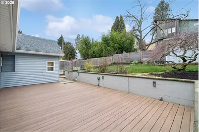 1831 SW Evans St, Portland, OR 97219 - Photo 46