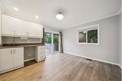 1831 SW Evans St, Portland, OR 97219 - Photo 20