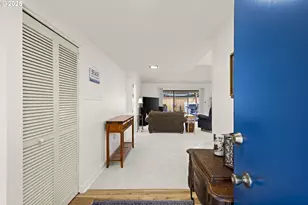 16925 SW Monterey Ln, Portland, OR 97224 - Photo 6