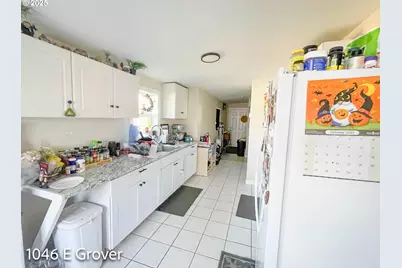 1028 E Grover Ave, Cottage Grove, OR 97424 - Photo 14