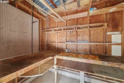 82274 River Dr, Creswell, OR 97426 - Photo 36