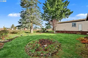 82274 River Dr, Creswell, OR 97426 - Photo 46