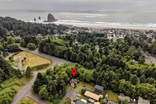 401 Glenwood Ct, Cannon Beach, OR 97110 - Photo 20