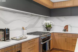 590 Waterfront Wy, Vancouver, WA 98660 - Photo 12