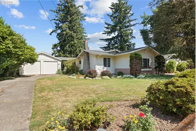 10737 NE Shaver St, Portland, OR 97220 - Photo 2