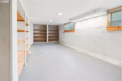 10737 NE Shaver St, Portland, OR 97220 - Photo 32