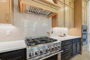 1719 NW Goodwin St, Camas, WA 98607 - Photo 10