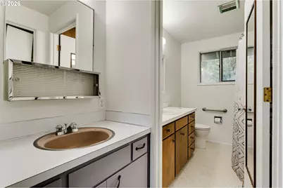 38730 Natures Garden St, Springfield, OR 97478 - Photo 18