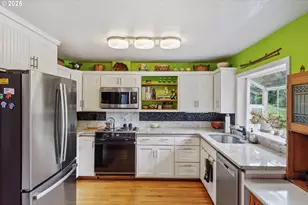 93648 W Mill Ln, Coos Bay, OR 97420 - Photo 38