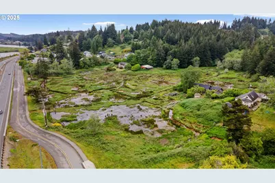 93648 W Mill Ln, Coos Bay, OR 97420 - Photo 4