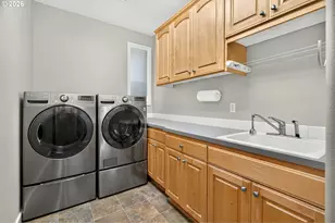 2480 SW 75th Terrace, Portland, OR 97225 - Photo 36
