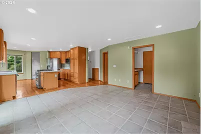 19810 E 11th St, Bonney Lake, WA 98391 - Photo 8