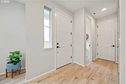 3019 N Pioneer Canyon Dr, Ridgefield, WA 98642 - Photo 4