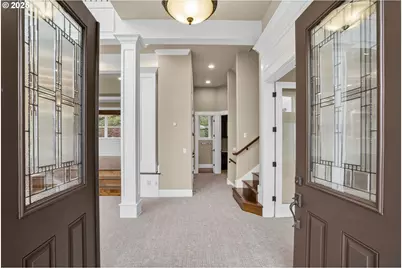 3828 NW Devoto Ln, Portland, OR 97229 - Photo 2