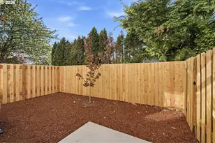 8720 SE Bybee Blvd, Portland, OR 97266 - Photo 24
