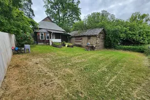 967 Greenwood St, Junction City, OR 97448 - Photo 10