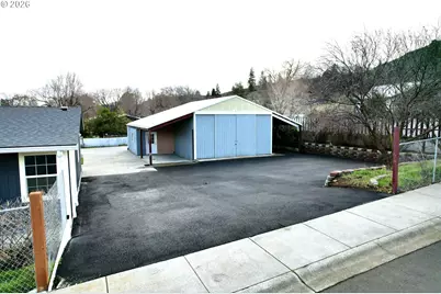 996 Honey Do St, The Dalles, OR 97058 - Photo 12