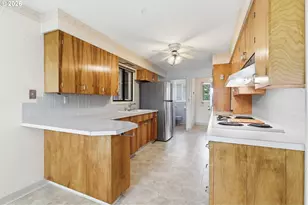 1010 NE 65th St, Vancouver, WA 98665 - Photo 12