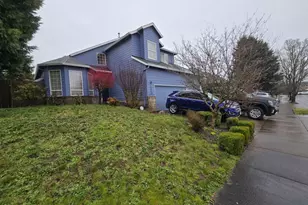 18928 Highland Dr, Oregon City, OR 97045 - Photo 2