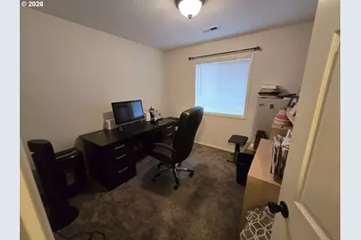 18928 Highland Dr, Oregon City, OR 97045 - Photo 8